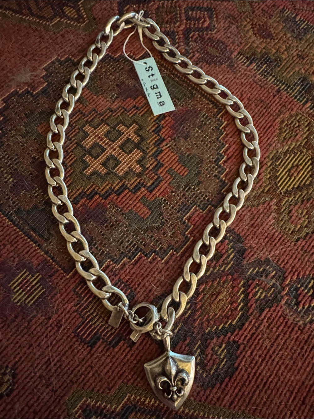 Stigma Necklace - Fluer-De-Lis